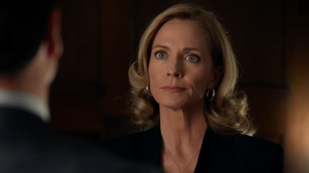 Moira se juntará ao Robert Queen e Laurel Lancel.